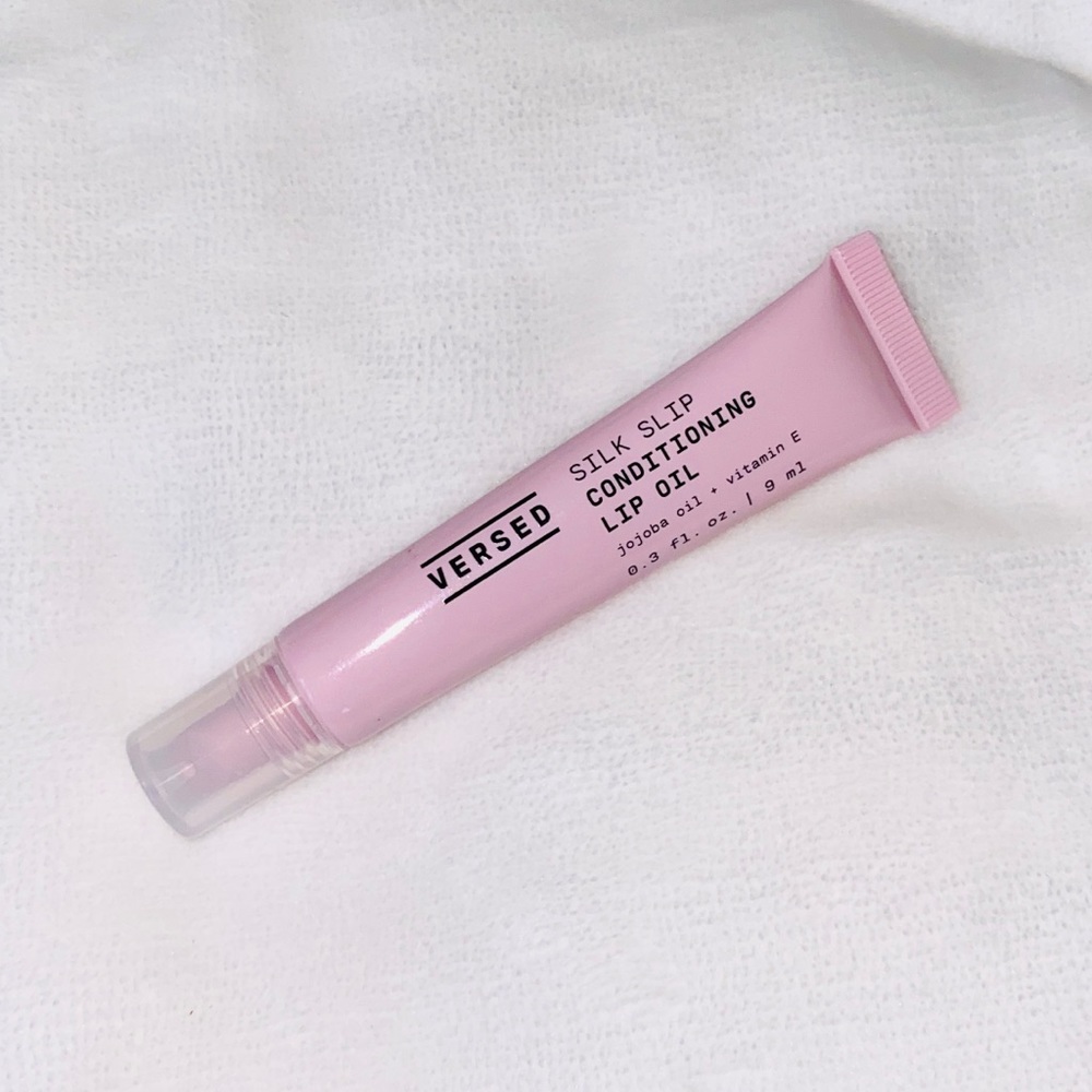 Versed conditioning lip oil